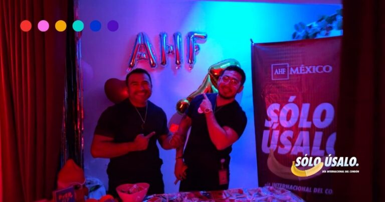 AHF México refuerza en Mérida el uso del condón ante el alza de casos de VIH y la caída en campañas de prevención.